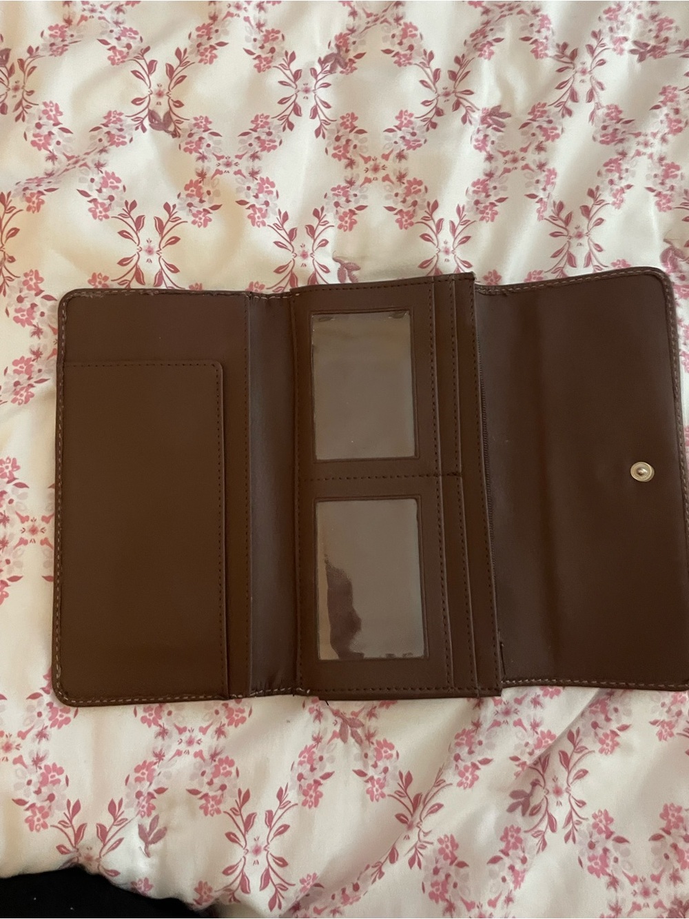 Women's Brown Leather Clutch Wallet - Sleek Organizer - Picture 5 of 8